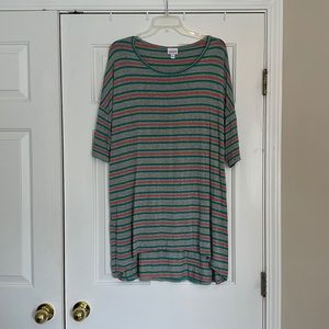Lularoe Irma Large‎